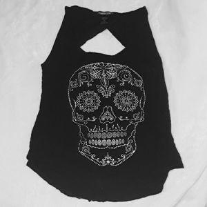 Sugar skull💀 top, with open back